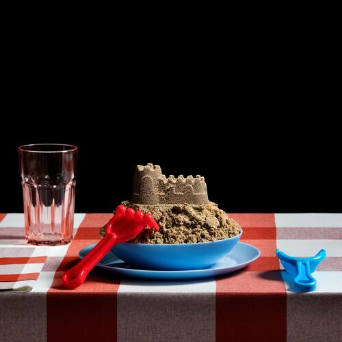 SUMMER AND BEACH SOUP - MIGUEL VALLINAS - Photograph