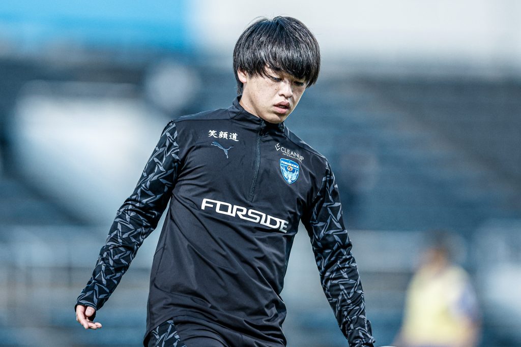 通販お得横浜FC 2023 1stユニフォームXL 新井瑞希 スポーツ選手