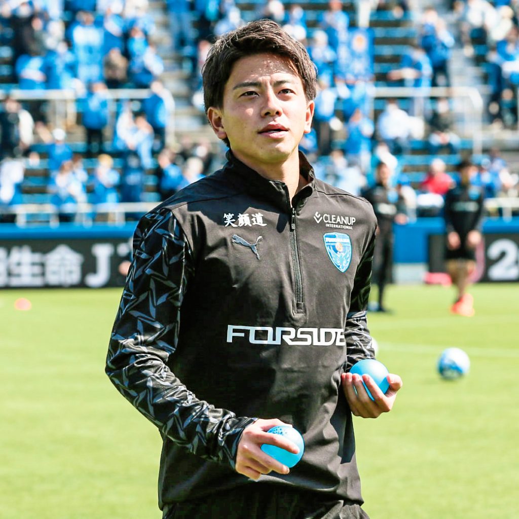 通販お得横浜FC 2023 1stユニフォームXL 新井瑞希 スポーツ選手