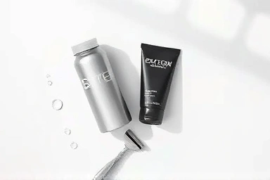 Shaving foam can and gel tube product shot