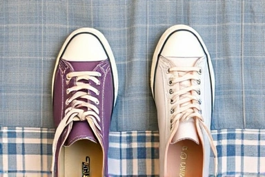 Comparison of visible vs hidden shoelace knots