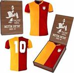 Galatasaray Lisanslı Metin Oktay Forma Özel Tasarım Metin Oktay Baskılı Ahşap Retro Kutulu