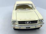 Kinsmart 1964 1/2 Ford Mustang 1:36 Metal Çek Bırak Araba