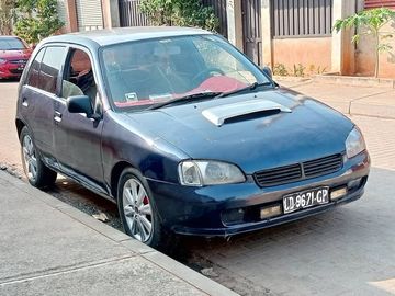 TOYOTA STARLET SONANGOL
