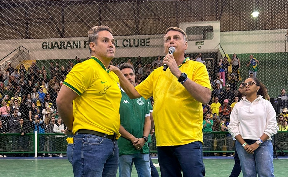 Bolsonaro, Anistia e 8 de Janeiro: A Polêmica que Divide o Brasil