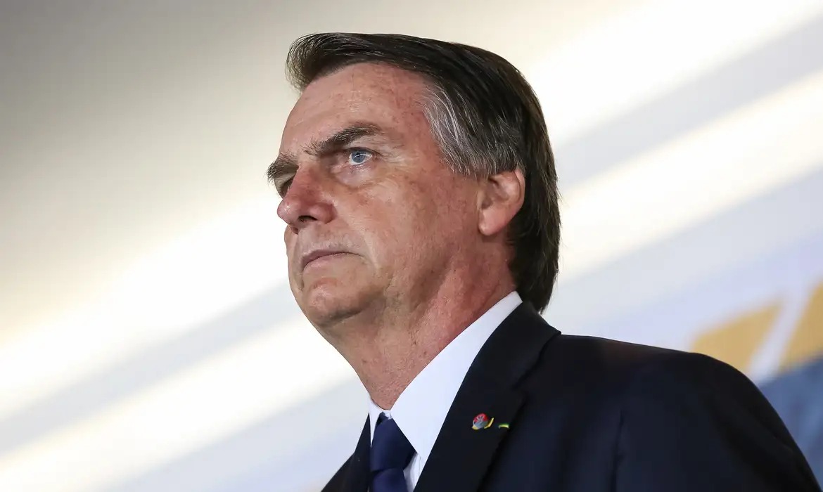 Bolsonaro: Condenação, Estratégias e Futuro Político