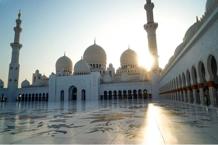 Sheikh Zayed Mosque architecture, Abu Dhabi.