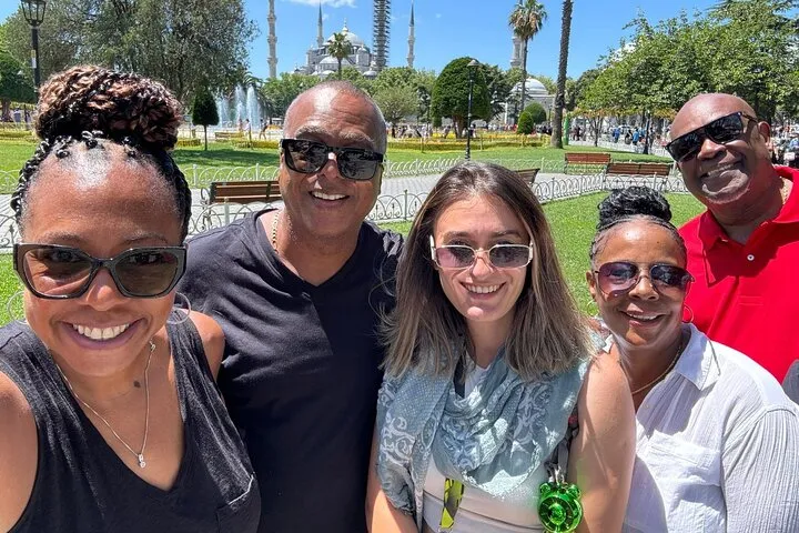 Group selfie at Sultan Ahmed Mosque, Istanbul.