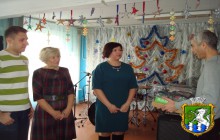 Депутат Южноукраїнської  міської ради привітав дітей та викладачів ДШМ