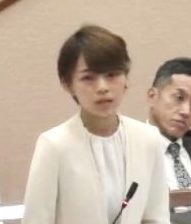 笹岡ゆうこ