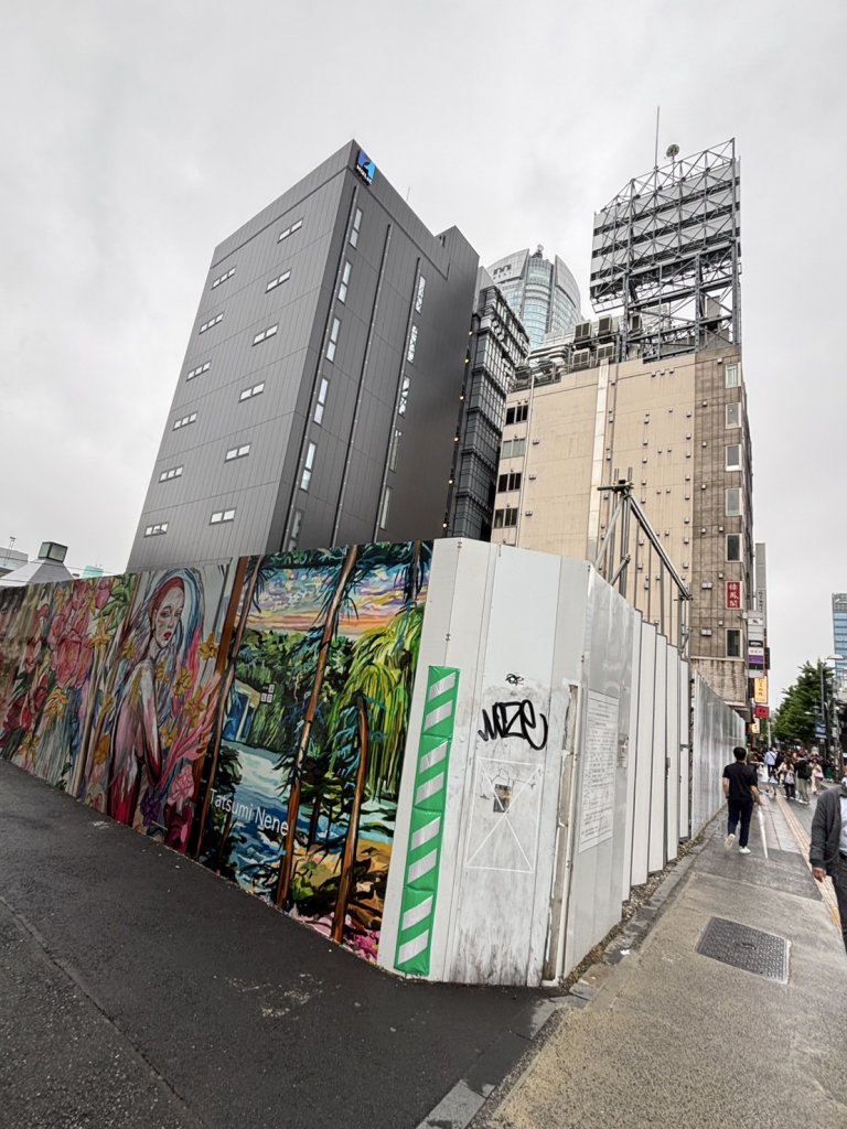 東京消防庁麻布消防署仮庁舎(6)新築工事 新築工事現場の全景写真(2025年5月11日撮影)