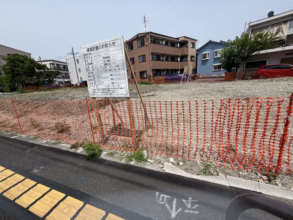 (仮称)アルファコート青戸6丁目交差点(8) 新築工事 新築工事現場の全景写真(2025年5月21日撮影)