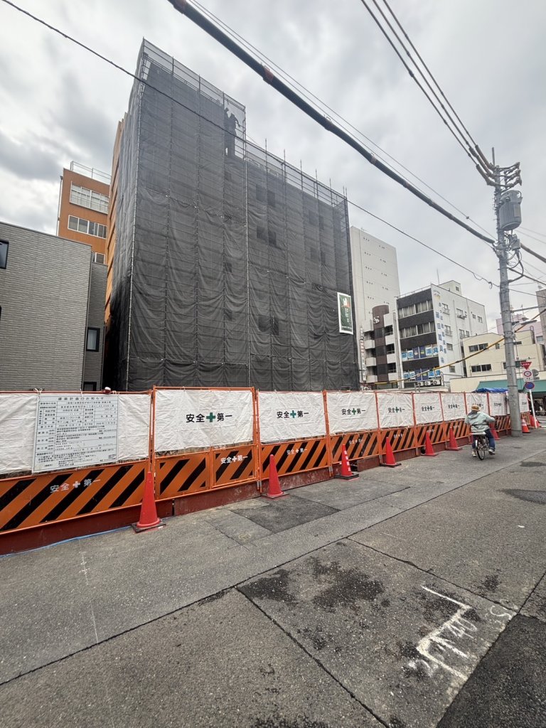 (仮称)台東区松が谷2丁目計画新築工事 新築工事現場の全景写真(2025年5月26日撮影)