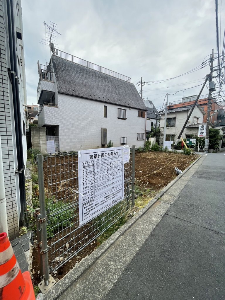 (仮称)品川区豊町4丁目共同住宅新築工事 新築工事現場の全景写真（2025年5月26日撮影）