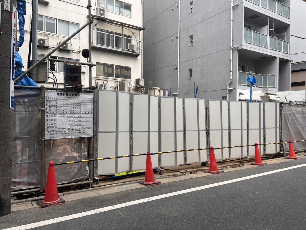 (仮称)豊島区巣鴨1丁目計画 新築工事 新築工事現場の全景写真(2025年6月2日撮影)