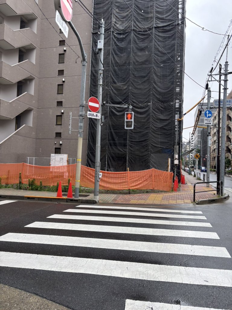 (仮称)東上野ホテル新築工事 新築工事現場の全景写真(2025年6月21日撮影)