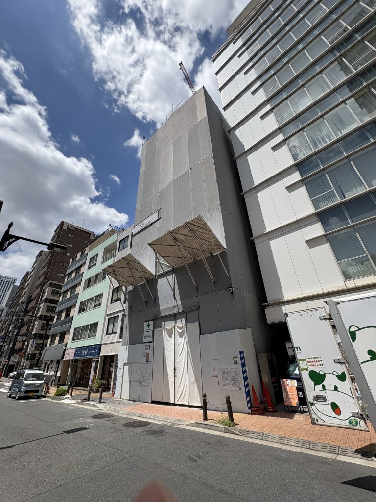 (仮称)中央区銀座1丁目計画 新築工事現場の全景写真(2025年7月31日撮影)
