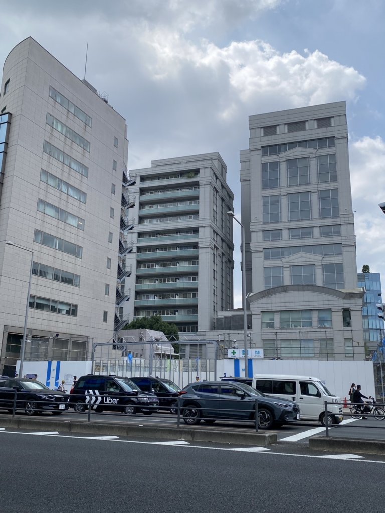(仮称) ヒューリック青山ビル建替計画 新築工事現場の全景写真（2025年9月6日撮影）