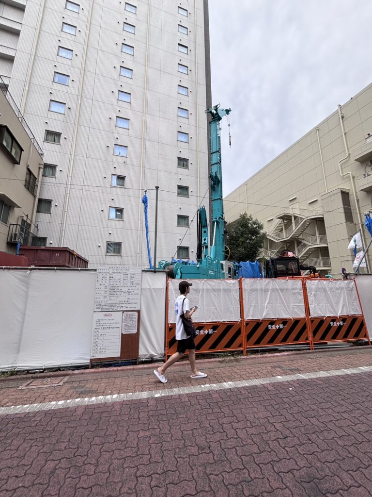 (仮称)蒲田五丁目計画新築工事 新築工事現場の全景写真（2025年9月18日撮影）