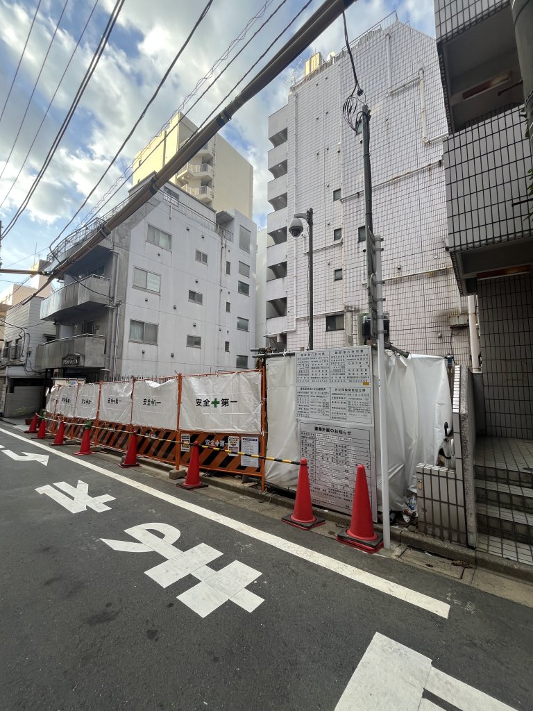 (仮称) 豊島区南大塚3丁目計画 新築工事 新築工事現場の全景写真（2025年9月23日撮影）
