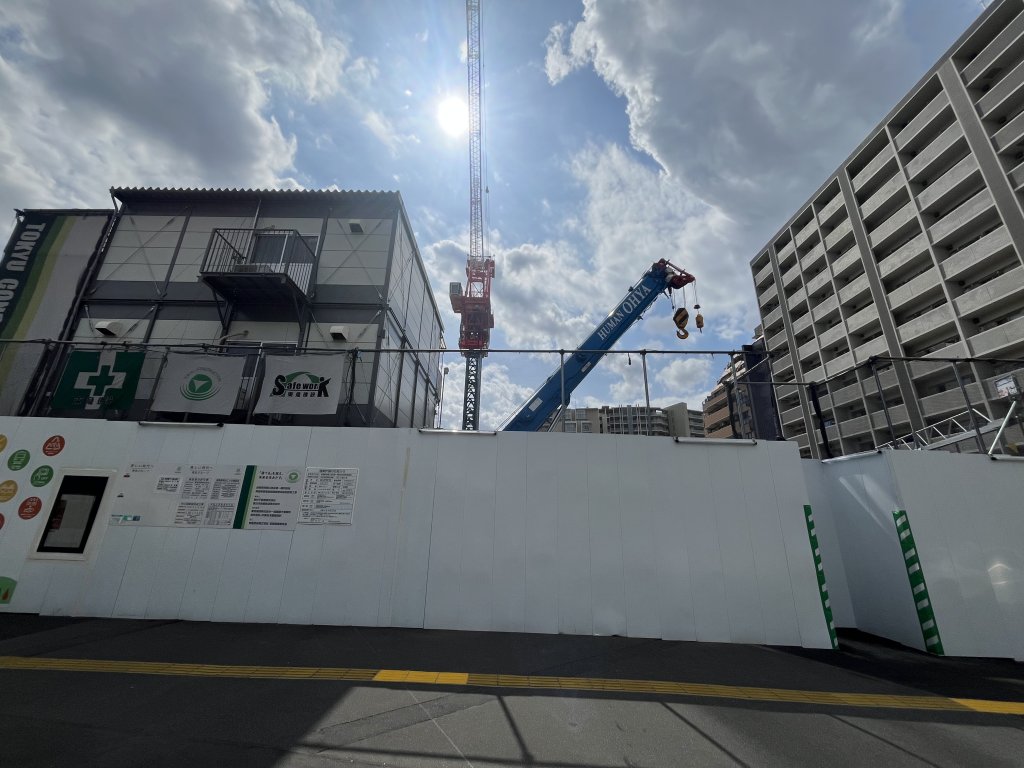 板橋駅板橋口地区第一種市街地再開発事業 新築工事現場の全景写真（2025年9月28日撮影）
