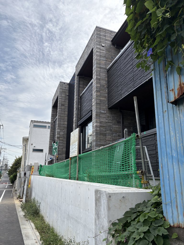 (仮称)世田谷区等々力8丁目計画 新築工事 新築工事現場の全景写真（2025年10月3日撮影）