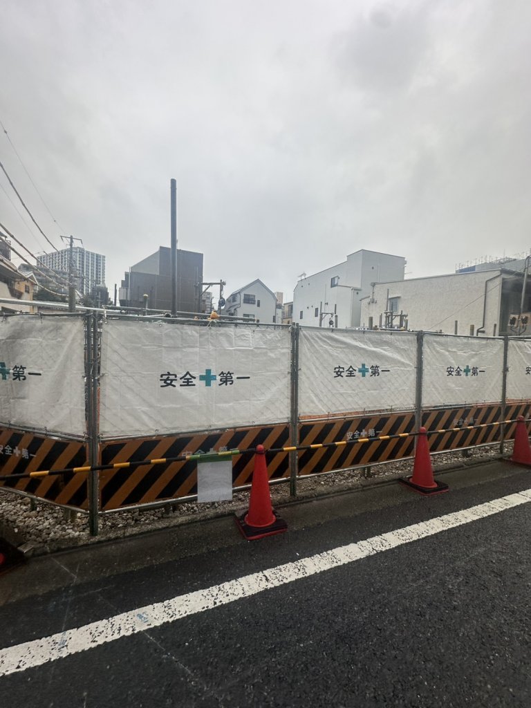 (仮称)品川区大井3丁目計画 新築工事 新築工事現場の全景写真(2025年10月11日撮影)