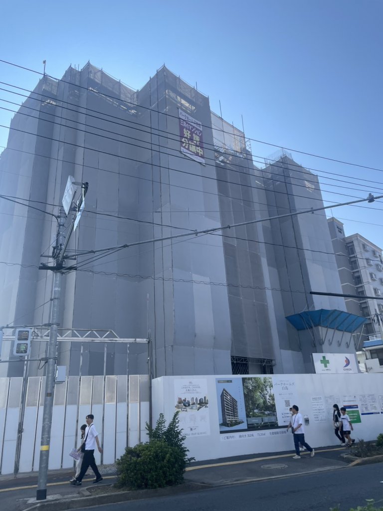 (仮称)広島市中区白島北町計画 新築工事 新築工事現場の全景写真(2025年10月13日撮影)