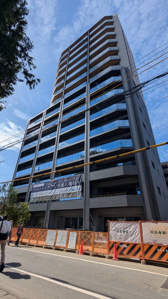 （仮称）川越市脇田町建築計画の概要 新築工事現場の全景写真（2025年10月22日撮影）