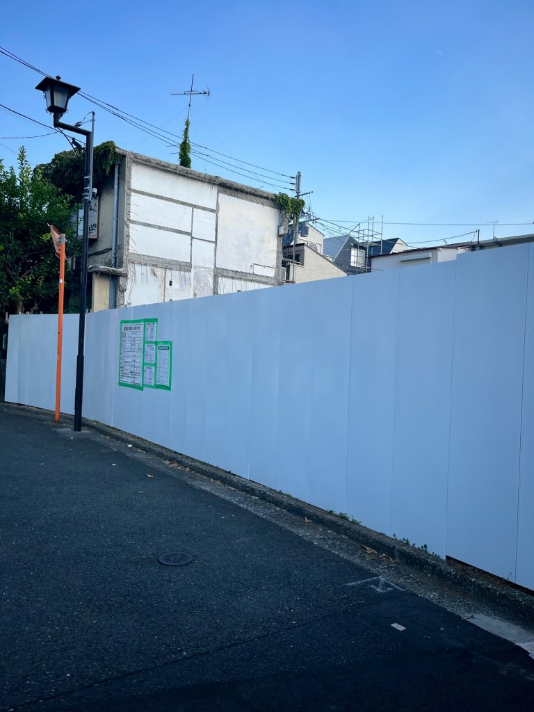 (仮称)新宿区早稲田南町新築工事 新築工事現場の全景写真（2025年11月3日撮影）