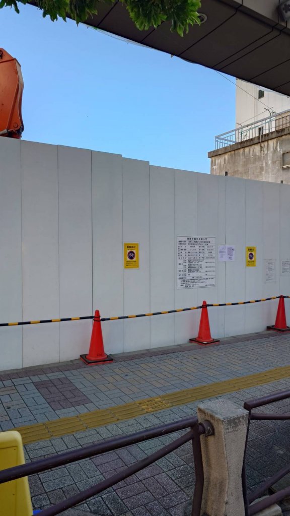 (仮称)江東区亀戸5丁目計画 新築工事 新築工事現場の全景写真（2025年11月8日撮影）