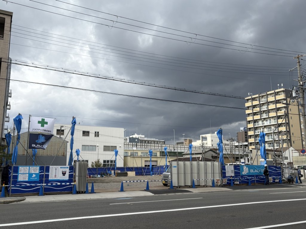 (仮称)浪速区立葉1丁目計画 新築工事現場の全景写真（2025年11月21日撮影）