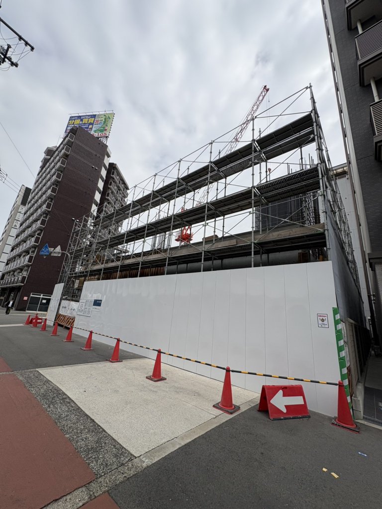 （仮称）大阪市西区本田2丁目新築工事 新築工事現場の全景写真（2025年11月21日撮影）