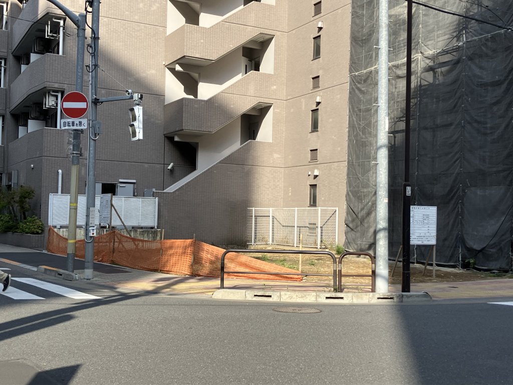 (仮称)東上野ホテル 新築工事 新築工事現場の全景写真(2025年12月2日撮影)