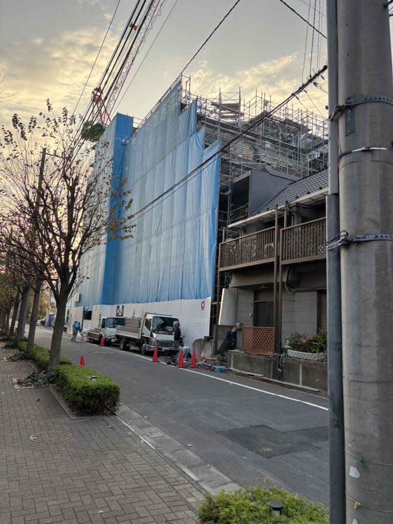 (仮称) ガーラ亀戸新築工事 新築工事現場の全景写真（2025年12月6日撮影）