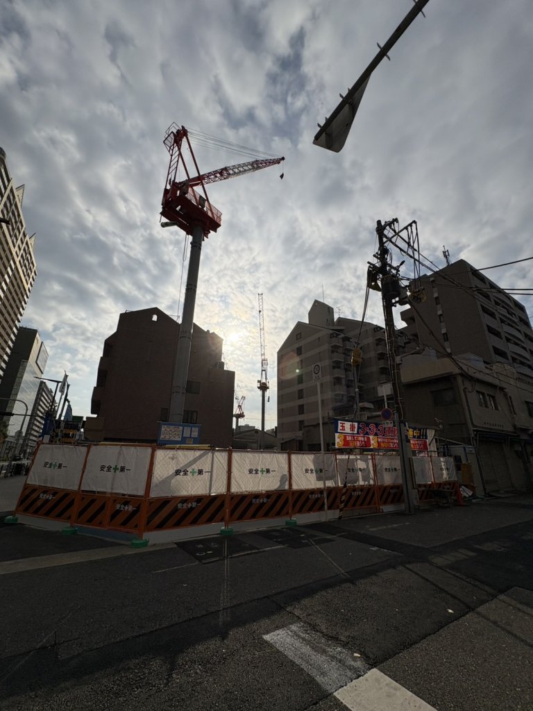 (仮称) 大阪市浪速区桜川1丁目PJ 新築工事 新築工事現場の全景写真（2025年12月6日撮影）