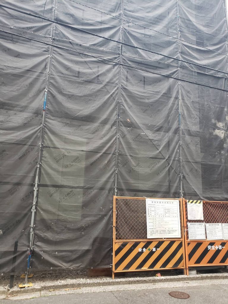 神保町オフィス新築工事 新築工事現場の全景写真(2025年12月14日撮影)