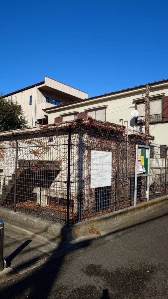 (仮称)都営西瑞江四丁目第4団地 G棟 新築工事現場の全景写真(2025年12月23日撮影)