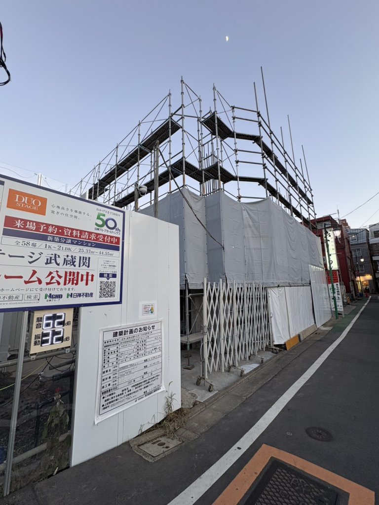 (仮称)練馬区関町北四丁目計画新築工事 新築工事現場の全景写真（2025年12月30日撮影）