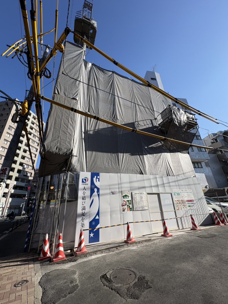 (仮称) 練馬区豊玉上1丁目計画 新築工事 新築工事現場の全景写真（2025年12月30日撮影）