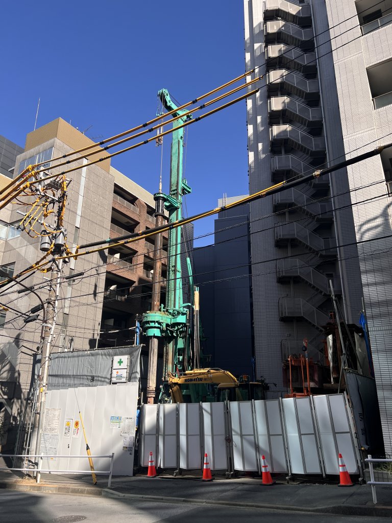 (仮称)新宿区市谷本村町プロジェクト 新築工事現場の全景写真（2026年1月31日撮影）