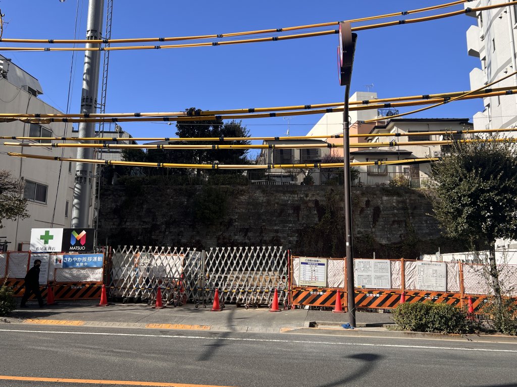 (仮称)新宿区横寺町計画 新築工事 新築工事現場の全景写真（2026年1月31日撮影）