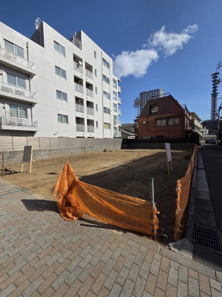 (仮称)市谷仲之町PJ共同住宅新築工事 新築工事現場の全景写真（2026年1月31日撮影）