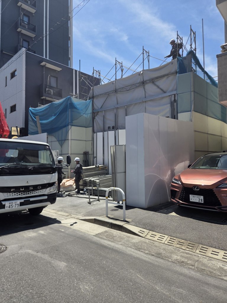 (仮称) 北品川メゾン 新築工事現場の全景写真（2026年6月22日撮影）