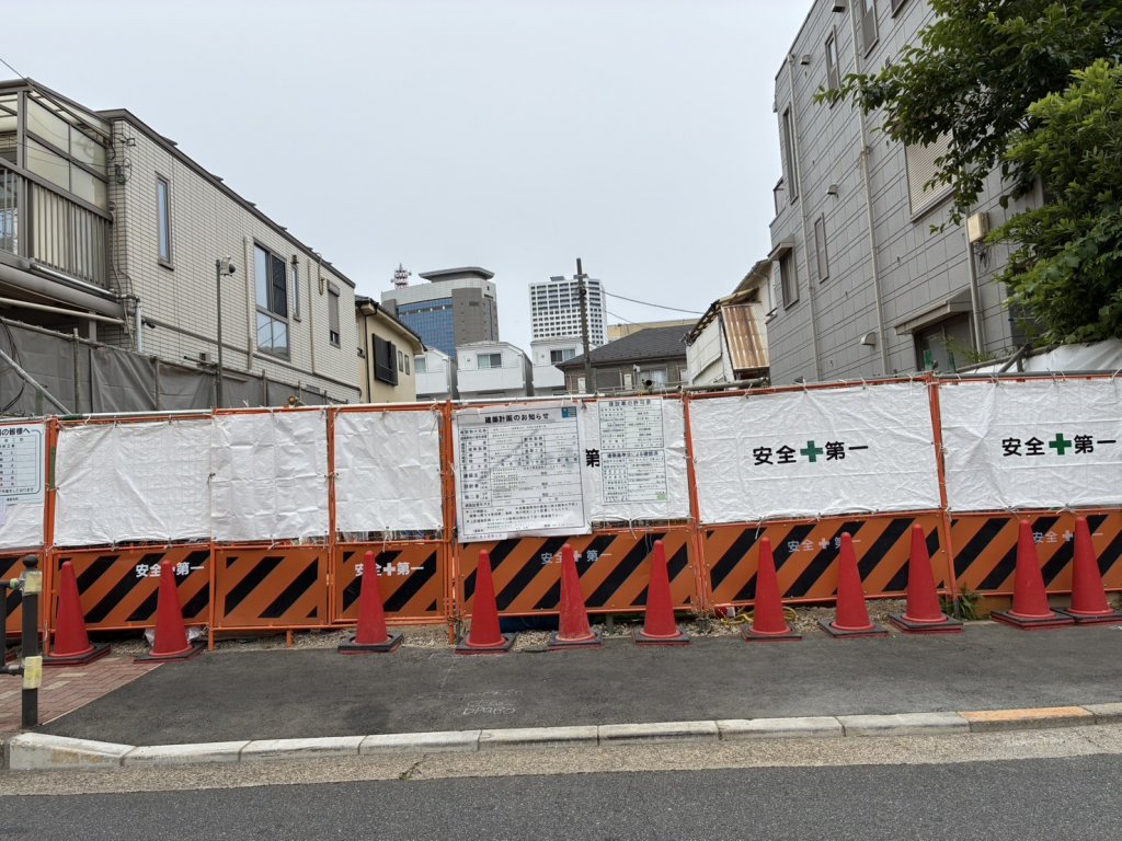 (仮称)ベルシード練馬豊玉中 共同住宅新築工事 新築工事現場の全景写真(2026年6月22日撮影)