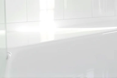 Pristine bathroom silicone sealant, clean and mold-free.