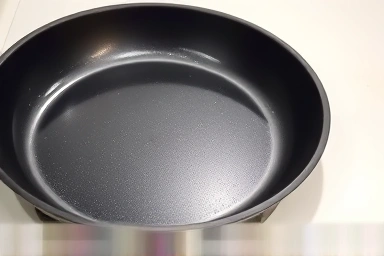 Clean non-stick frying pan surface