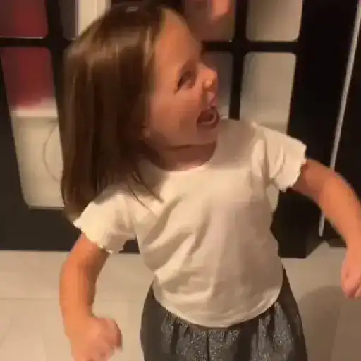 stickers_Niña_MotoPingüino_🐧🛵_TikTok