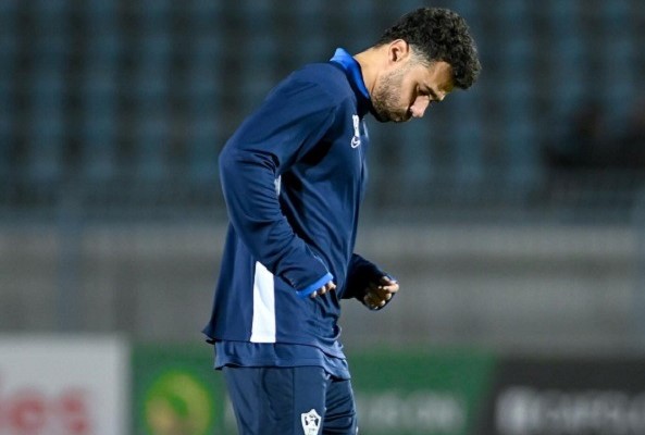 تدريبات بدنية لبدلاء الفريق أمام المصري