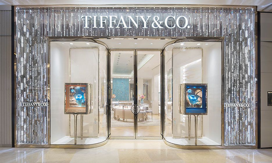 Tiffany & Co. Singapore Exclusive Love Bracelet
